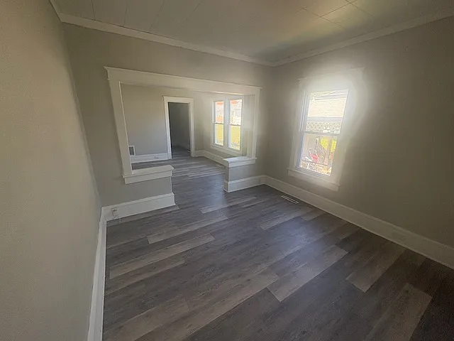 70 Poplar Ave — Photo 5