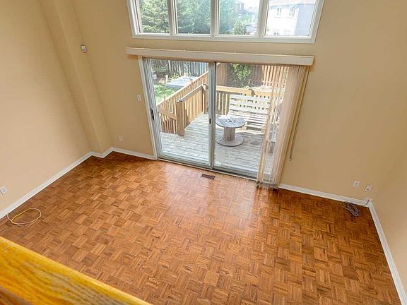 3rd image of 138 Melville Ave