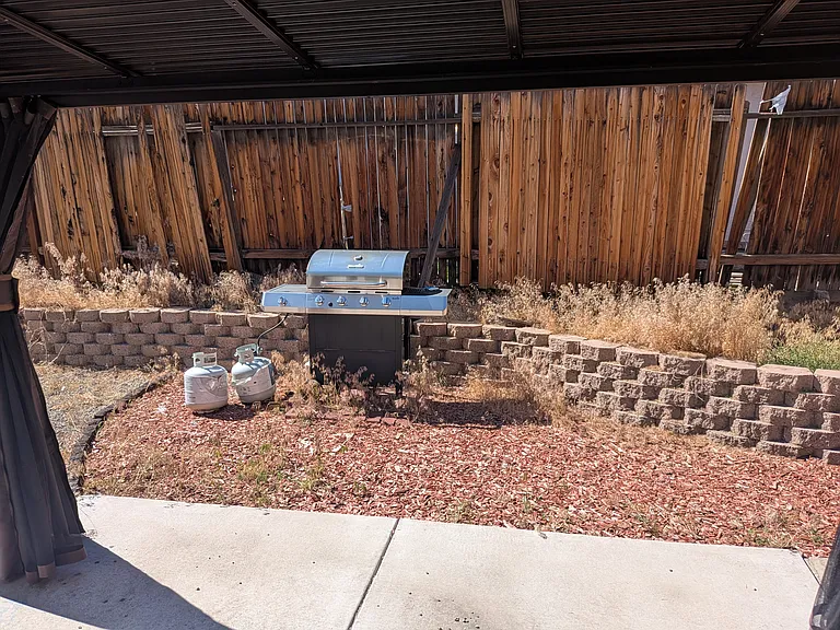 1113 Scenic Park Ter — Photo 32