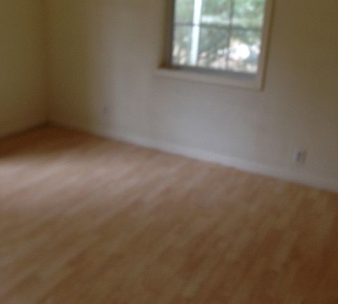 5th image of 780 Cottonwood St