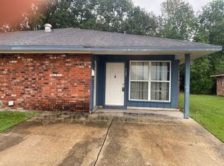 4187 Southpark Dr, Baton Rouge, LA 70816