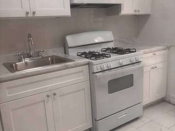 196 Avenue U, Brooklyn, NY 11223