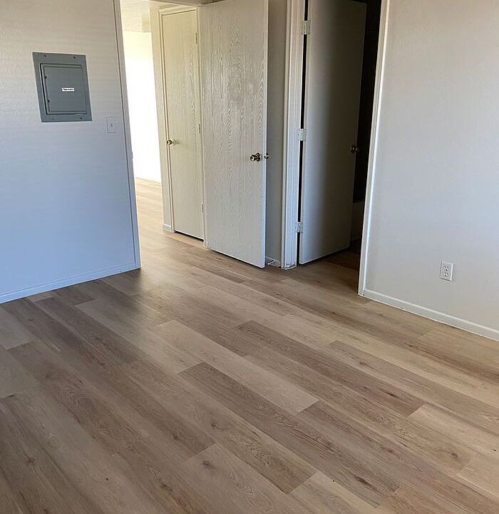 1st image of 239 W Limberlost Dr