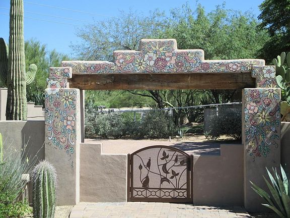3rd image of 5307 E Dixileta Dr