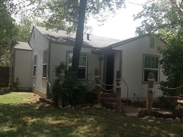 1st image of 3001 S 12th St