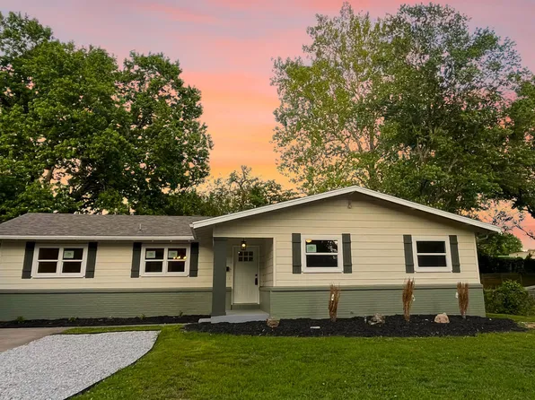 1428 S Pickwick Avenue, Springfield, MO 65804