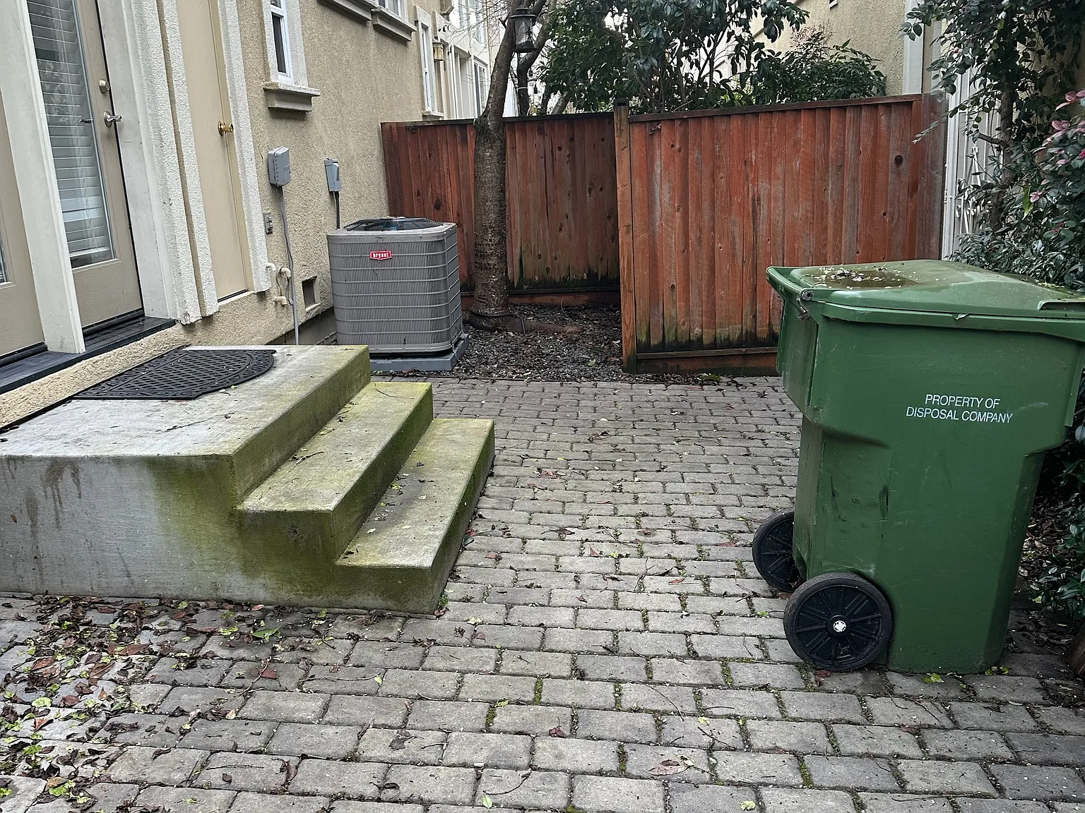 422 Matteri Circle — Photo 1
