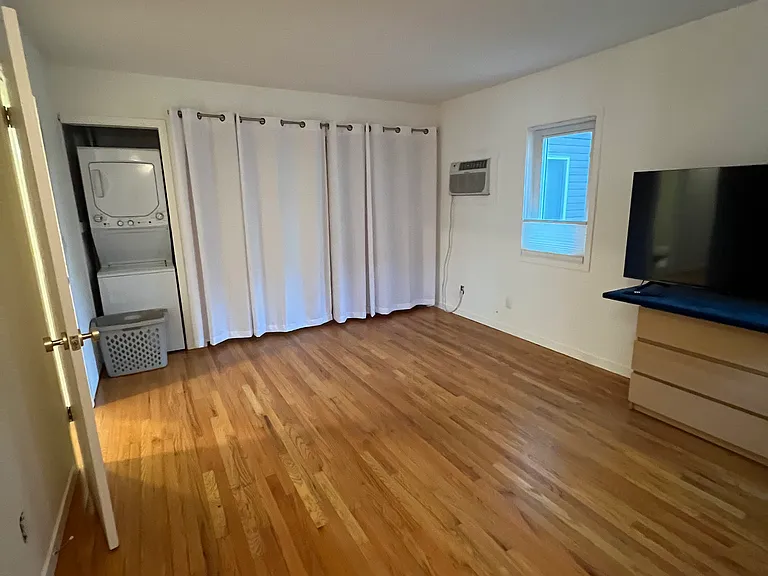1529 Spruce St #X — Photo 10