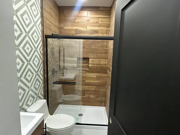 (undisclosed Address), Perth Amboy, NJ 08861