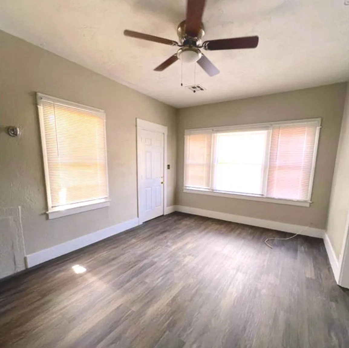 2 bed, 1.0 bath, 660 sqft, $1,150 — Photo 3