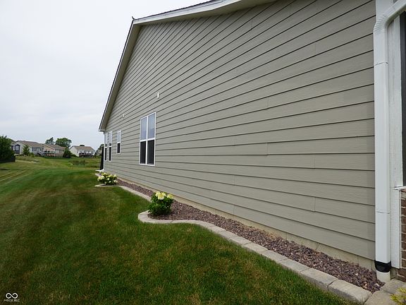 3rd image of 15876 Harstad Dr