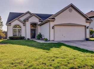 11213 Ruckle St, Carmel, IN 46032