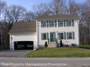 50 Briggs Ln, Tiverton, RI 02878