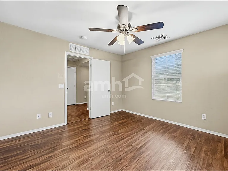 5332 W Jones Ave — Photo 11
