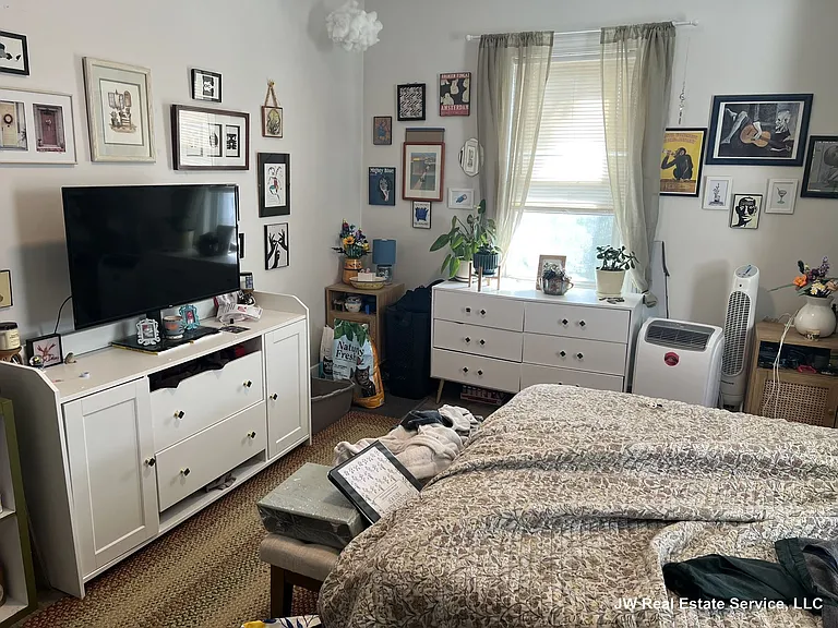 39 Union St #1 — Photo 9