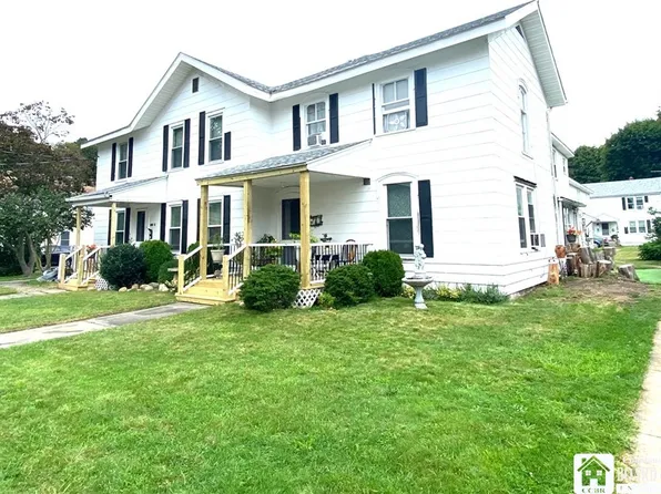 33 Day St, Fredonia, NY 14063