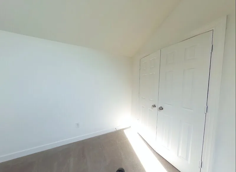 Building Photo - 302 Goshen St #205