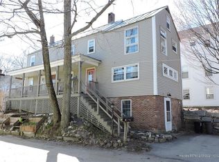 19 Winthrop St, Hallowell, ME 04347