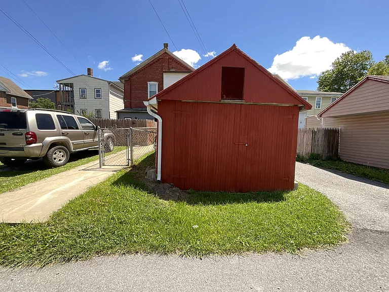38 Philadelphia Ave — Photo 10