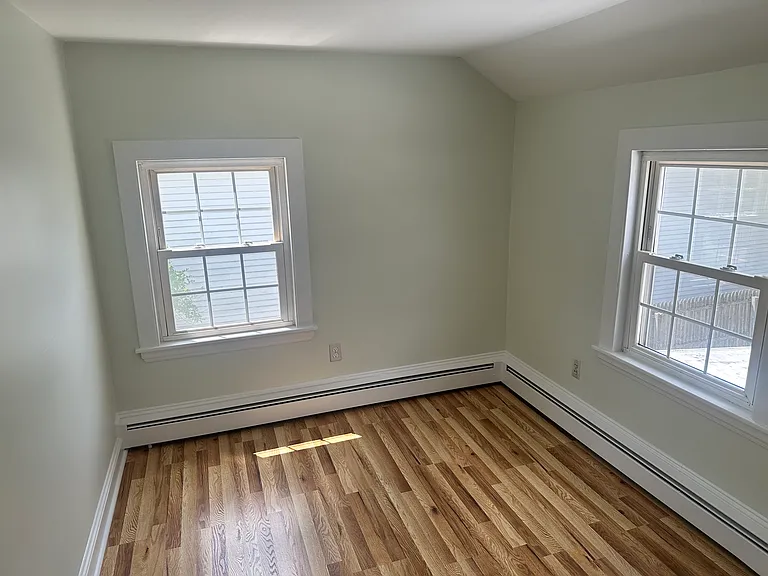 324 Elm St #A — Photo 40