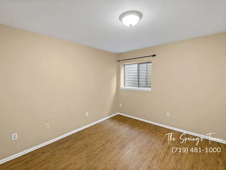 5833 Bow River Dr — Photo 29