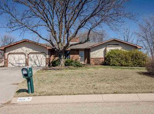 1928 Sunflower Dr, Junction City, KS 66441