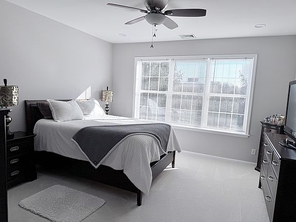 4th image of 327 Mill Pond Way #327