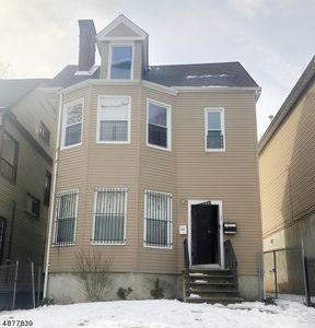 163 William St, East Orange, NJ, 07017