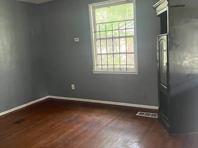 436 Springfield Ct N — Photo 12