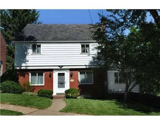 148 Poplar Dr photo 1