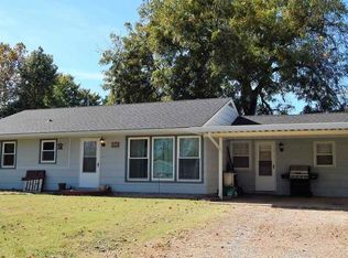 315 N Oil Hill Rd, El Dorado, KS 67042