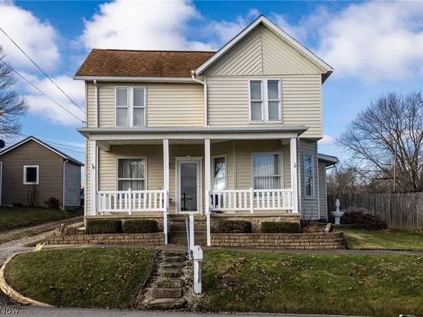 223 High St, Senecaville, OH 43780