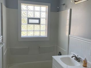 23940 Hall Rd, Woodhaven, MI 48183