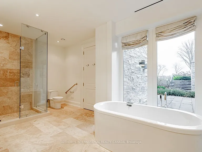 10 Maple Grove Dr #28 — Photo 34