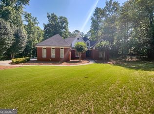 2664 Temple Johnson Rd, Snellville, GA 30039