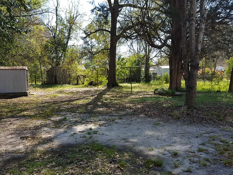2438 Yates Dr — Photo 16