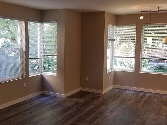 2nd image of 6539 42nd Ave SW APT 202