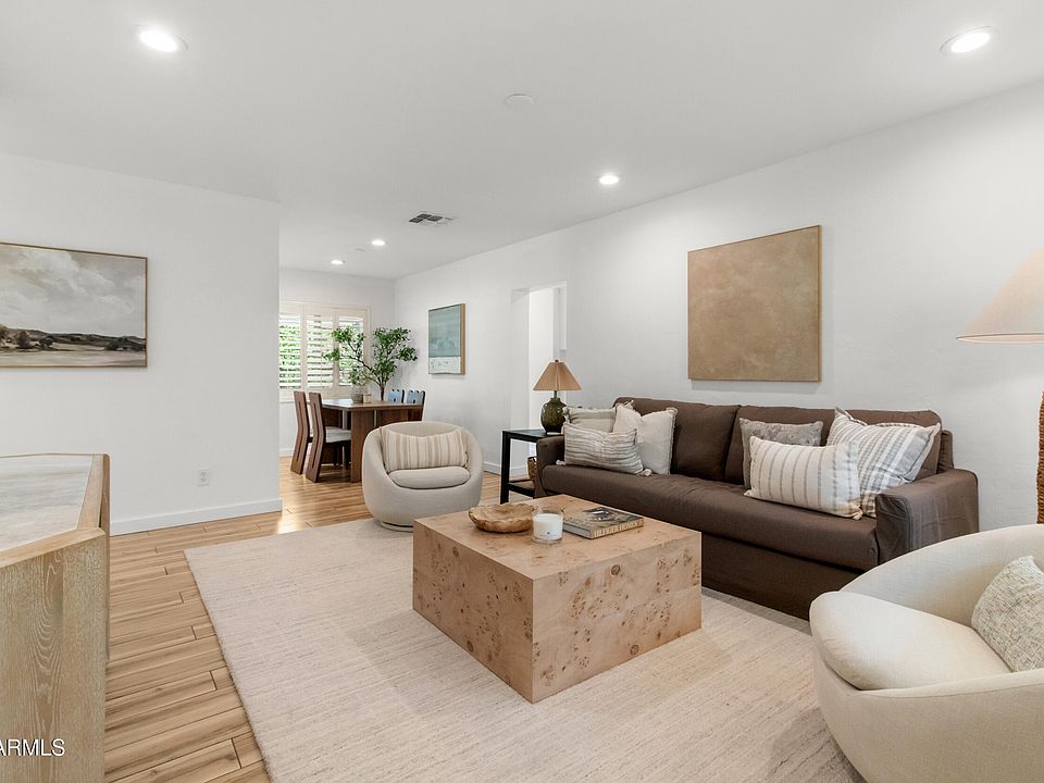 1st image of 2534 E MEADOWBROOK Avenue