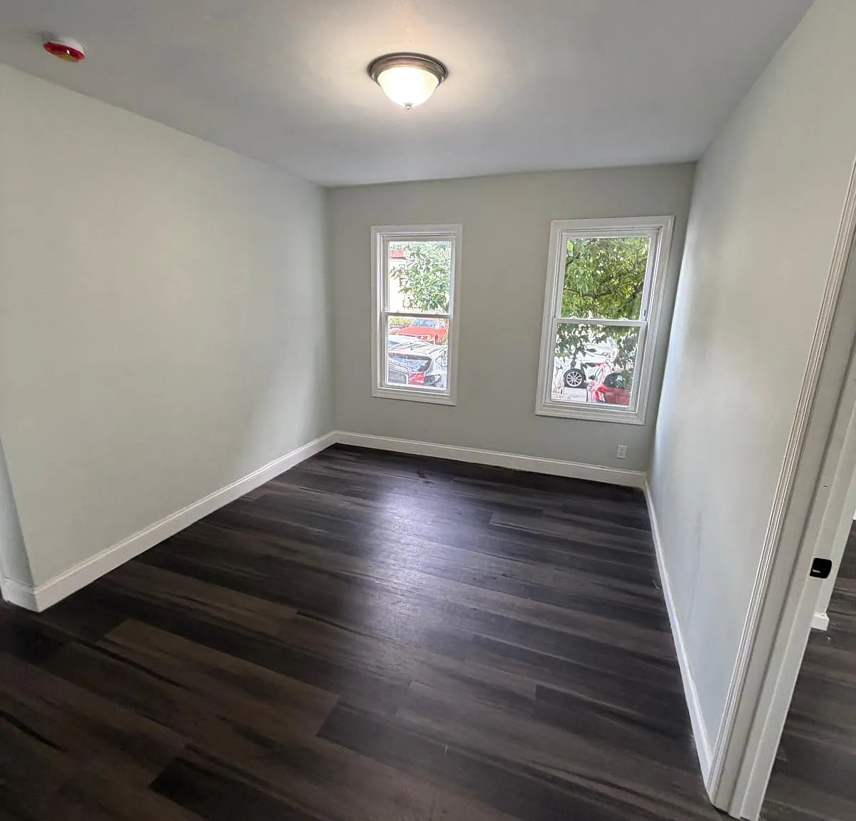 3 bed, $2,450 — Photo 2