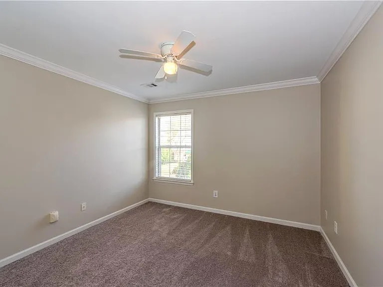 2020 Chelton Way SE — Photo 26
