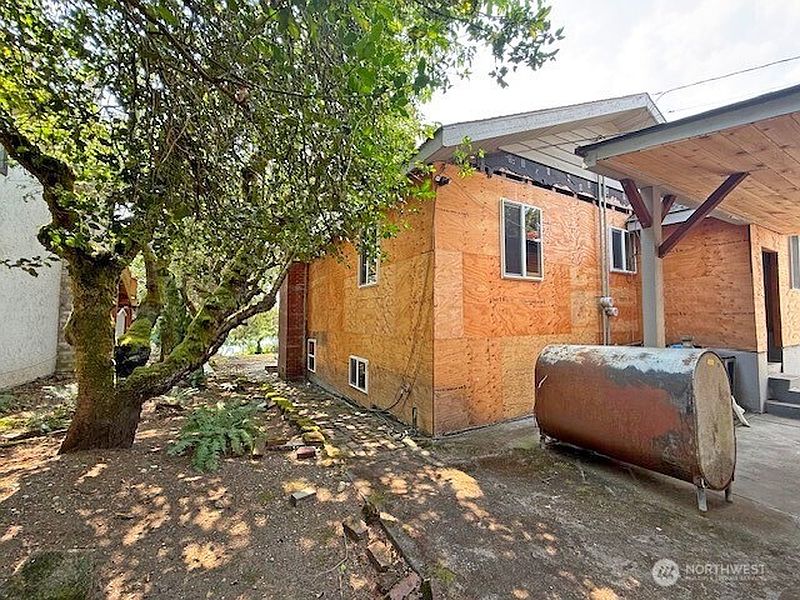 2nd image of 2325 Wheaton Way