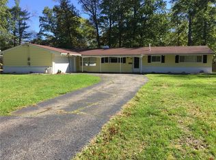 2437 Chestnut Dr, Westlake, OH