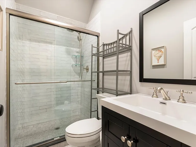 Hall Bathroom - 2nd level