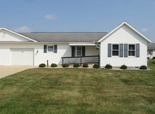 303 E Lewis Ln #B, Spencer, IN 47460