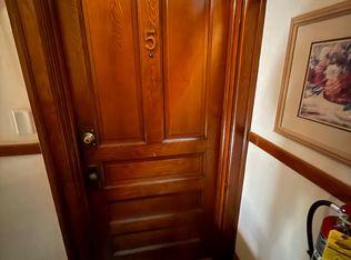 1560 Iowa St APT 5, Dubuque, IA 52001
