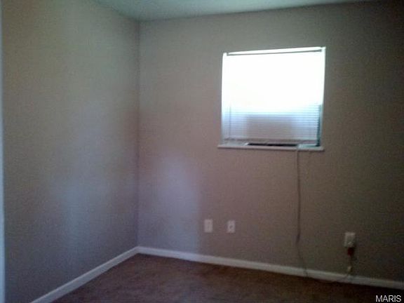 5th image of 9256 Harold Dr