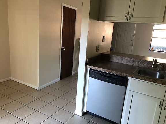 2nd image of 696 Tyner St Unit 30