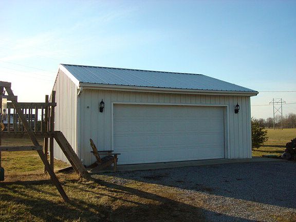3rd image of 1589 Hanna Ln