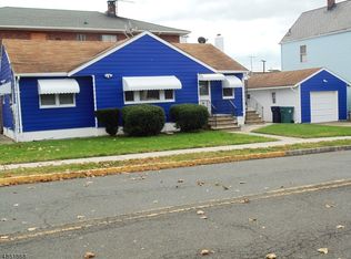 352 Herbert St, Perth Amboy, NJ 08861