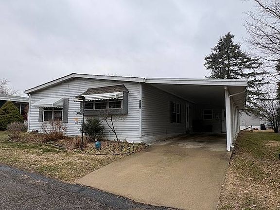 3rd image of 2672 Chickadee St